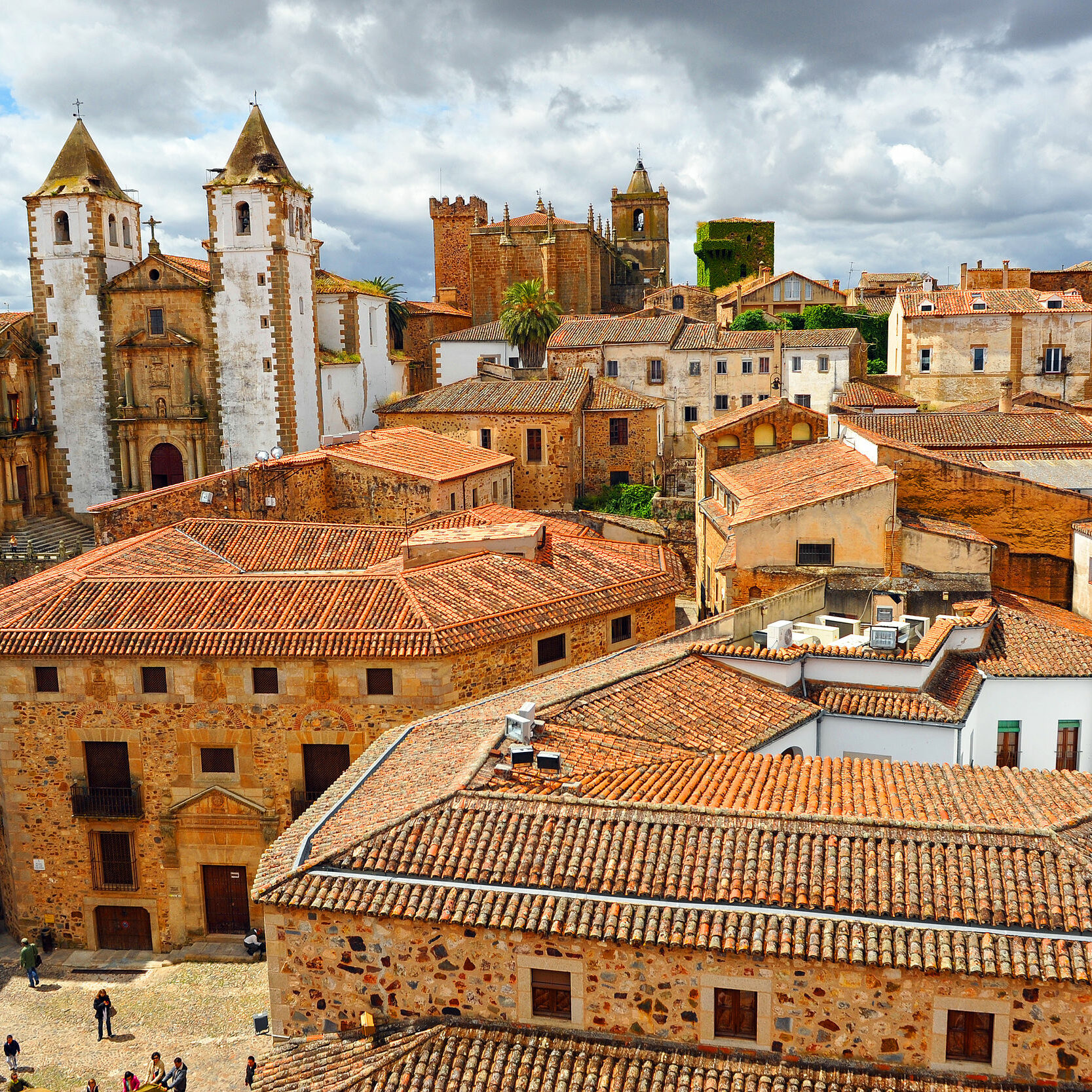 34430090 - panoramic view of caceres, extremadura, spain